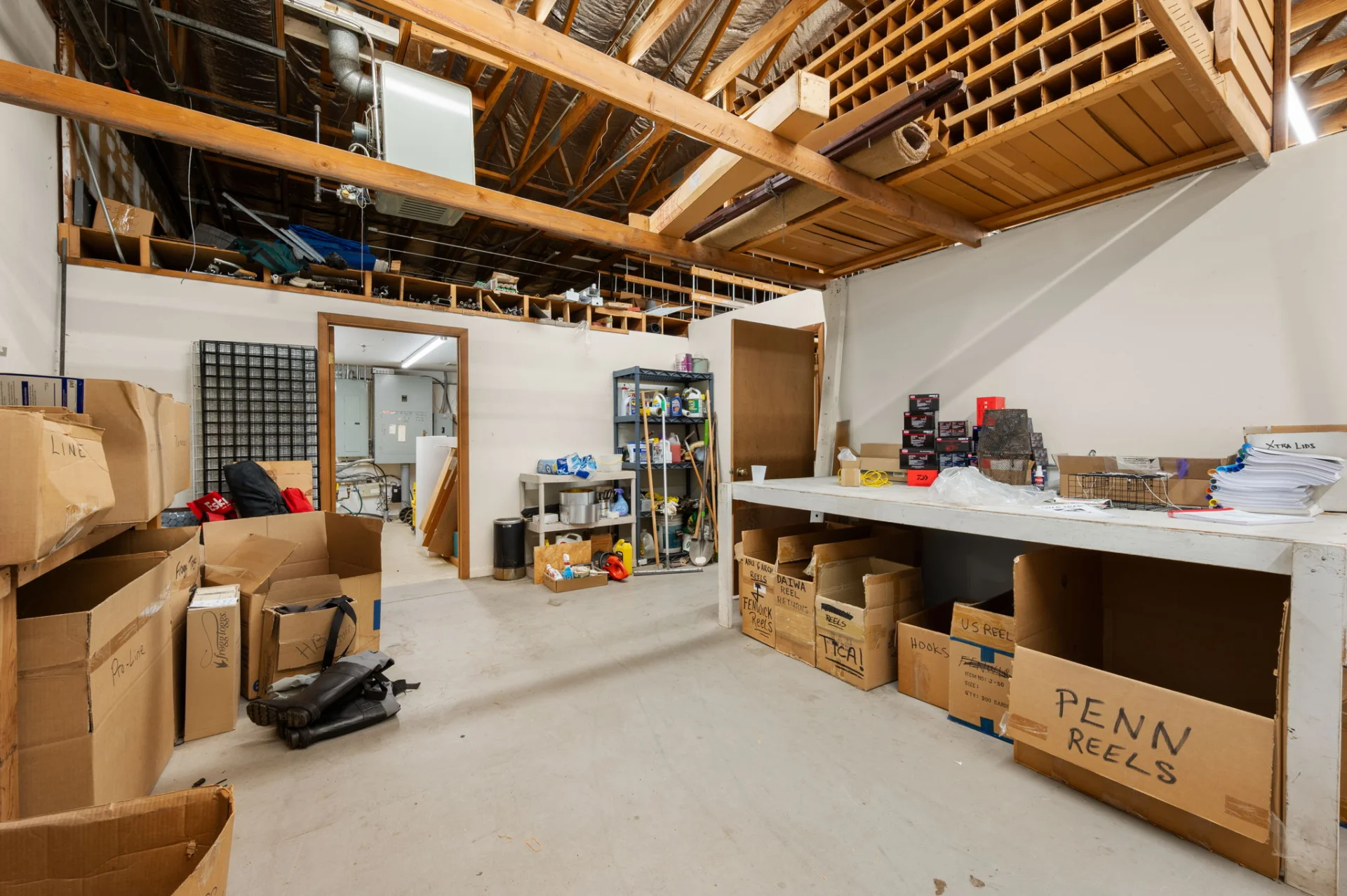 53 Web Or Mls 16 E Industrial Rd 37.webp